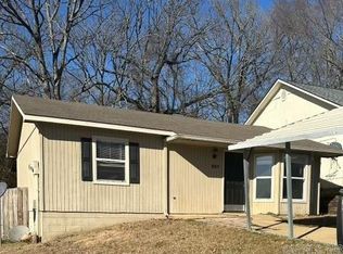 221 Rockyreef Cir, Hot Springs, AR 71913