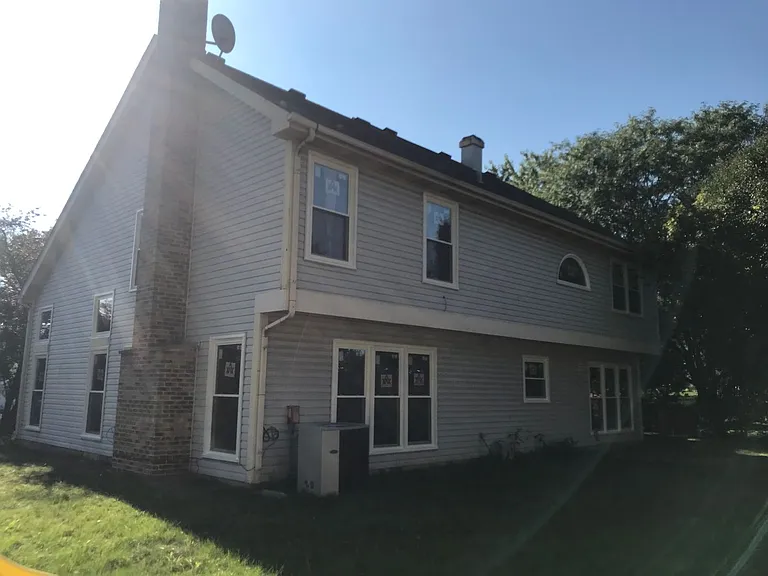 1120 Fieldstone Ln — Photo 18