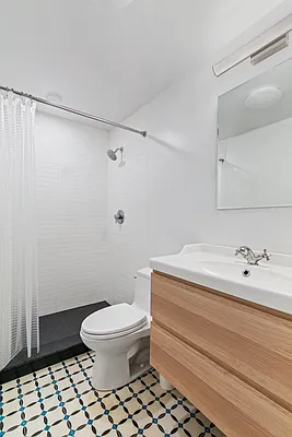 Rented by The Agency | media 7