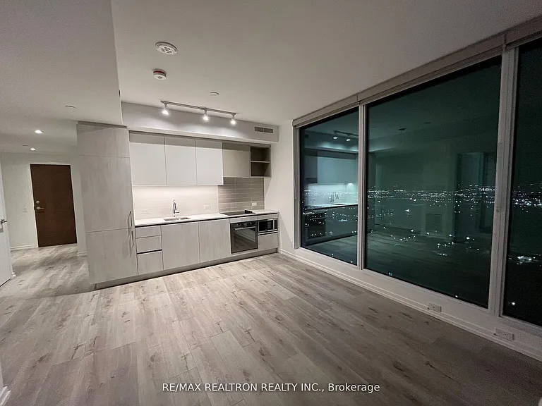 1000 Portage Pkwy #5005 — Photo 19