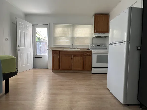 (undisclosed Address), West Babylon, NY 11704
