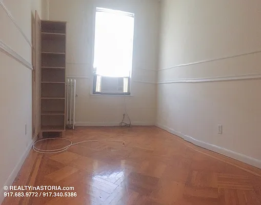 Rented by Alexiou Realty | media 7