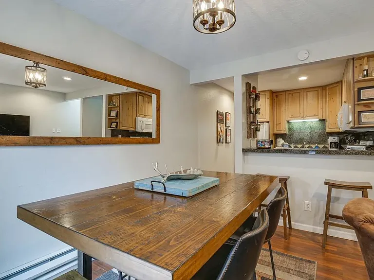 15 Granite St — Photo 10