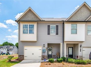 1728 Snapping Ct, Winder, GA 30680