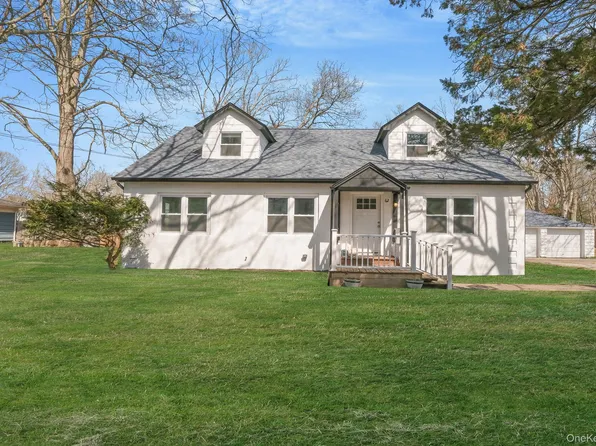 62 Forrest Avenue, Shirley, NY 11967