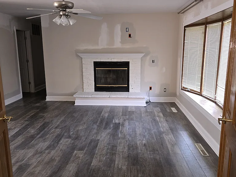 3809 N 2250w Rd — Photo 8