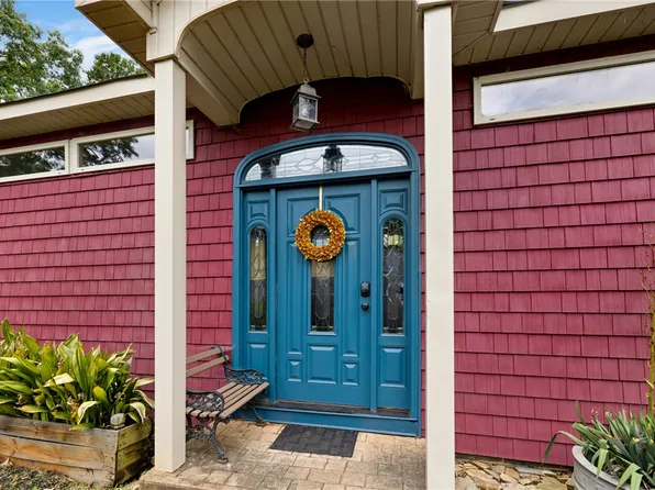 101 Harbor Dr, Anderson, SC 29625