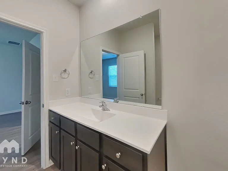 15475 Maple Terrace Dr — Photo 10
