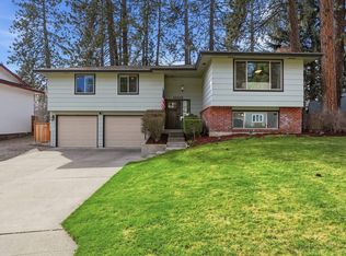 10215 N Woodridge Dr, Spokane, WA 99208