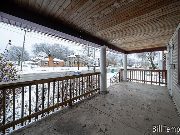 5th image of 2027 Kalamazoo Ave SE