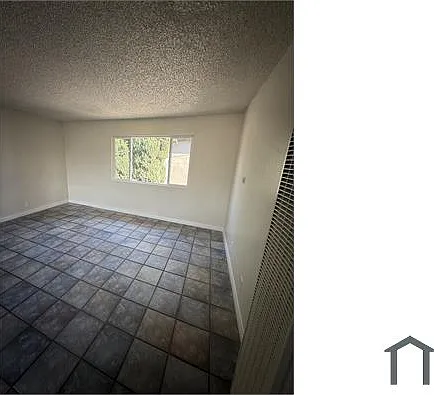 536 W Century Blvd #2 — Photo 8