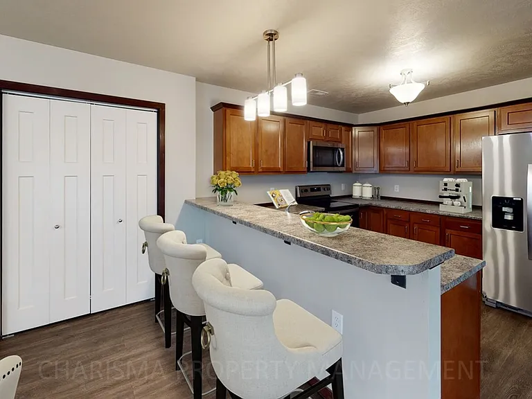 1410 Kayla Place Farm #4 — Photo 6