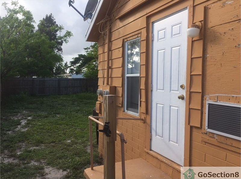 4341 Pinewood Ave, West Palm Beach, FL 33407 Zillow