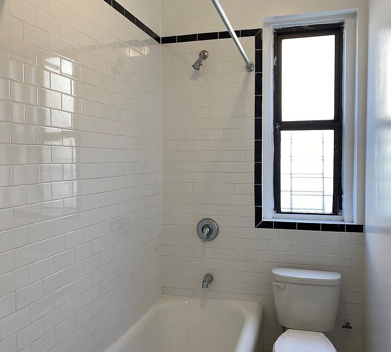 2nd image of 2180 Bolton St APT 6A