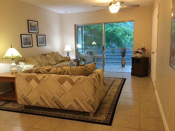 4th image of 150 Lake Meryl Dr APT 244