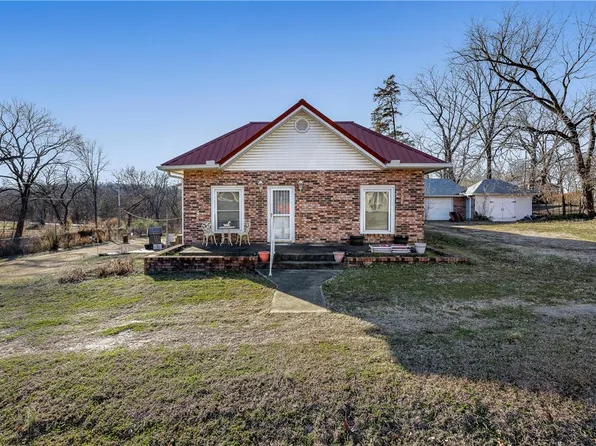 412 S Black Ave, Sulphur Springs, AR 72768