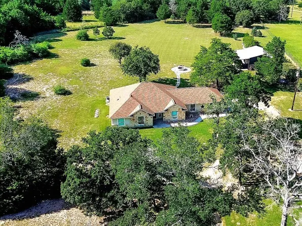 18354 Deerview Ln, New Ulm, TX 78950