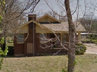 2404 Vincent St, Brownwood, TX 76801