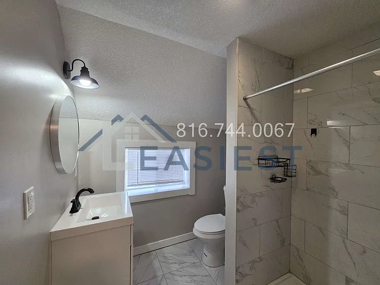 1209 College Ave — Photo 16