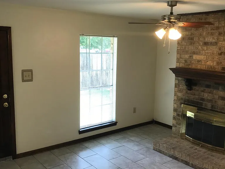 5143 Brightside View Dr — Photo 4