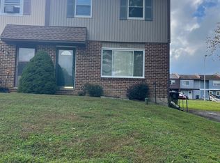 455 Delphi Ct, Downingtown, PA 19335