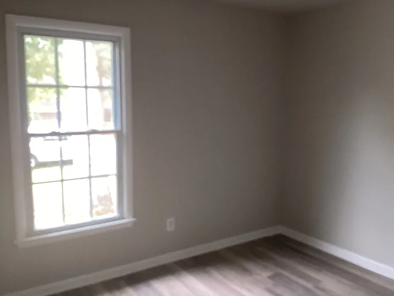 8806 Firethorne Ln — Photo 5