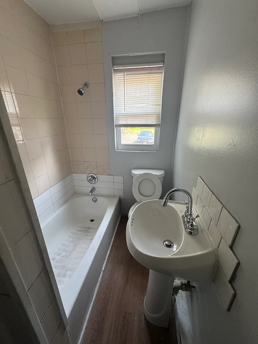 Building Photo - 1742 S 2nd St #1