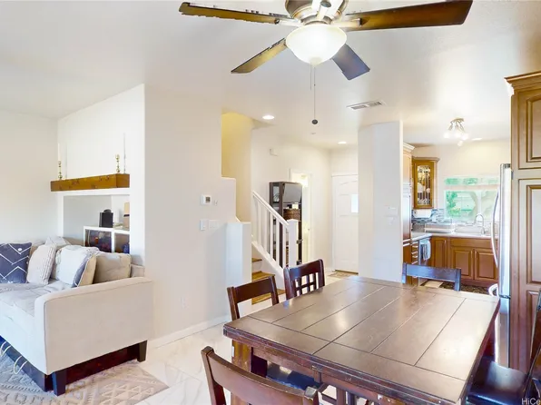 91-1026 Kaimalie St APT Q2, Ewa Beach, HI 96706