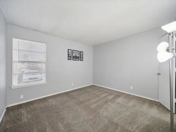 Tower Crossing, 4404 S 109th East Ave #1013, Tulsa, OK 74146