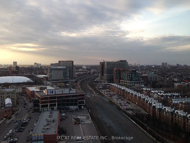 125 Western Battery Rd #2015 — Photo 13