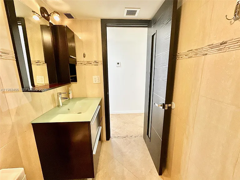 3180 S Ocean Dr #401 — Photo 23