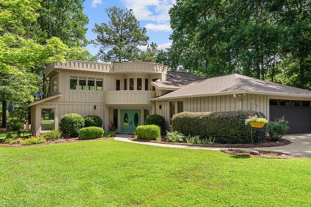 156 Woodridge Rd - Property Image