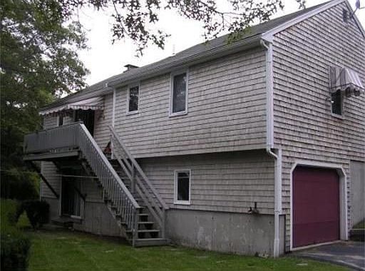 3rd image of 11 Cayuga Cir