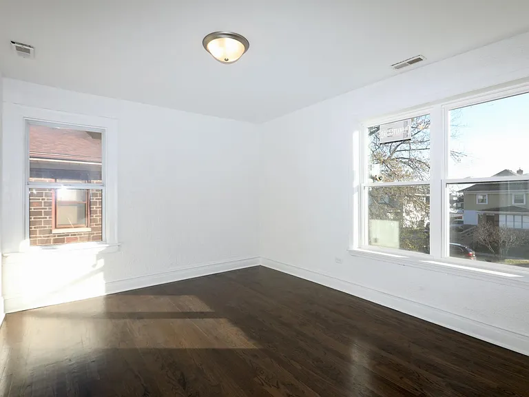 1216 Beacon St #2 — Photo 10