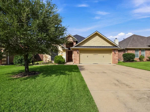 4267 Hollow Stone Dr, College Station, TX 77845