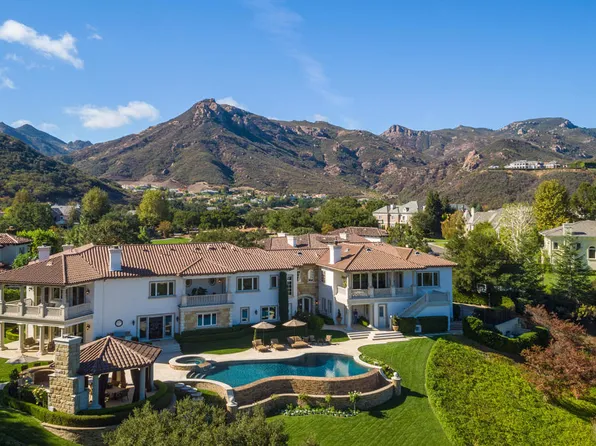 2705 Elderoak Rd, Thousand Oaks, CA 91361