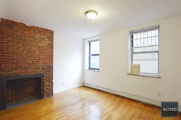 Rented by Bond New York | media 1