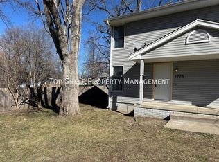 2705 51st St, Des Moines, IA 50310