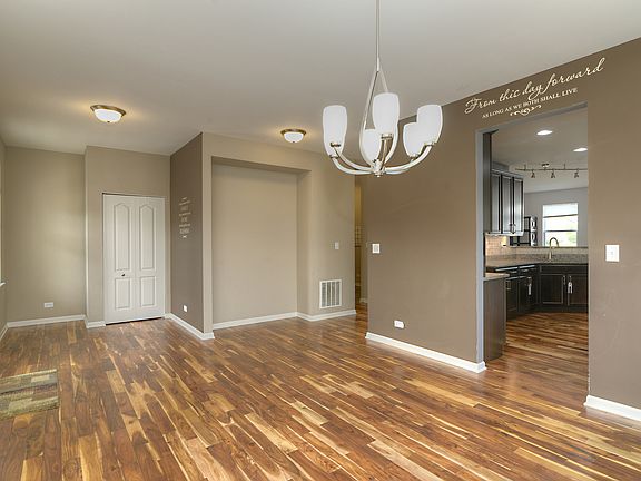 4th image of 2465 Heron Ln