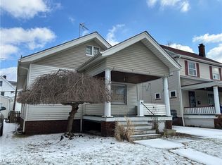 1255 Gladys Ave, Lakewood, OH 44107