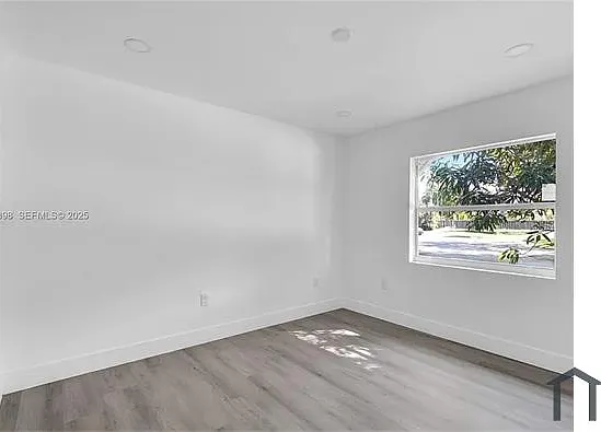 6211 NW 26th Ct — Photo 6