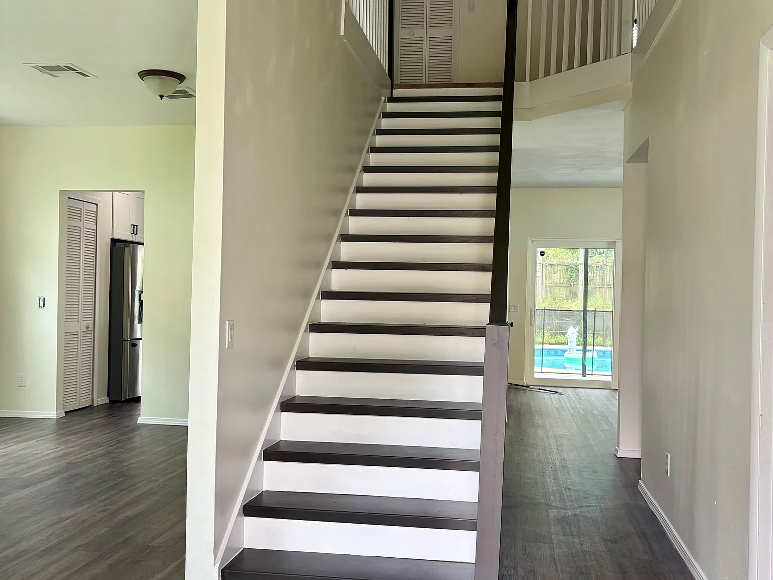 5 bed, 2986 sqft, $3,400 — Photo 3