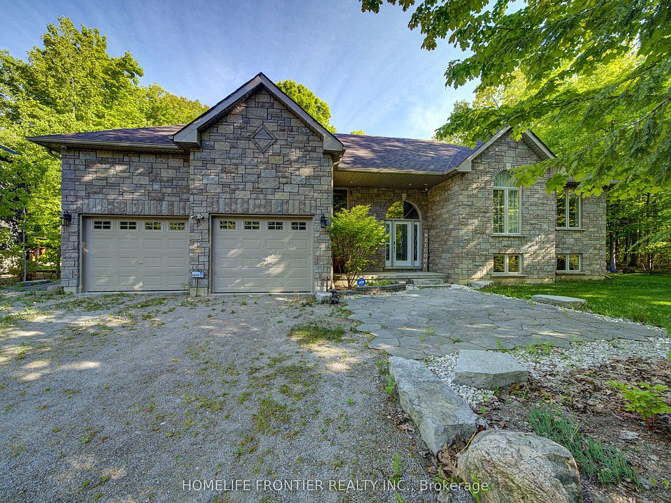 1st image of 42 Forest Cir