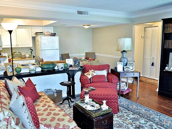 2nd image of 100 Fairway Park Blvd Unit 1711
