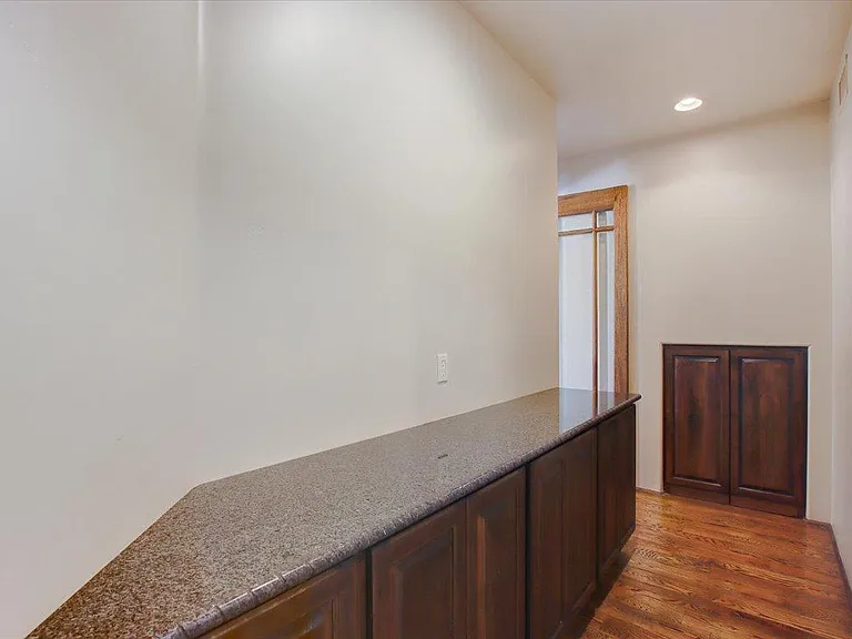 Butler Pantry