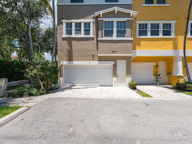 447 Corte Madera Ln #7 — Photo 14