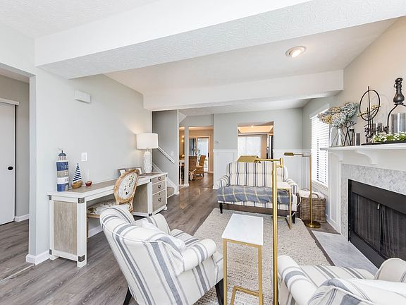 5th image of 7073 Muirfield Dr #1