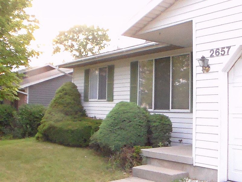 1st image of 2657 Woodmeadow Dr SE