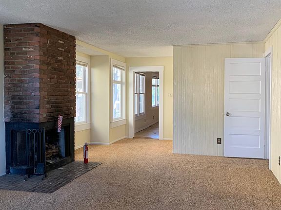 3rd image of 314 S Broadway #A