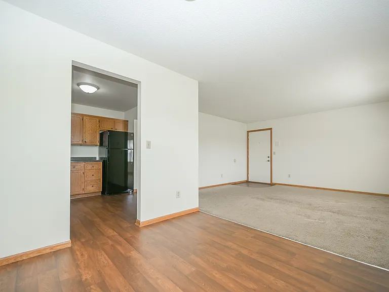 Northern Valley Apartments — Photo 5